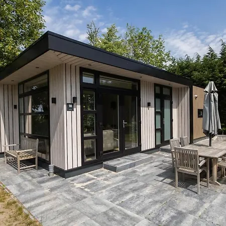 18 I 4 Persoons In Holiday home *