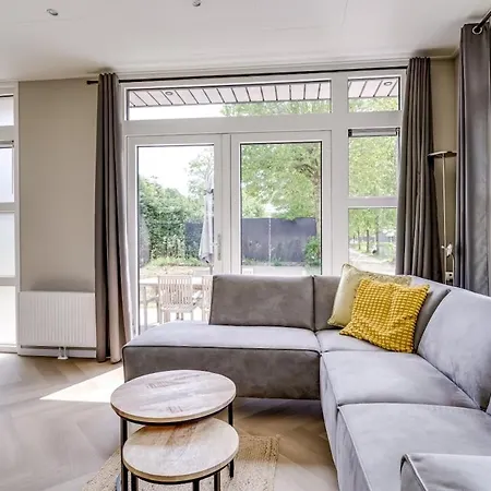 Holiday home 18 I 4 Persoons In Zennewijnen