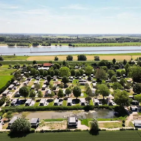 18 I 4 Persoons In Holiday home *